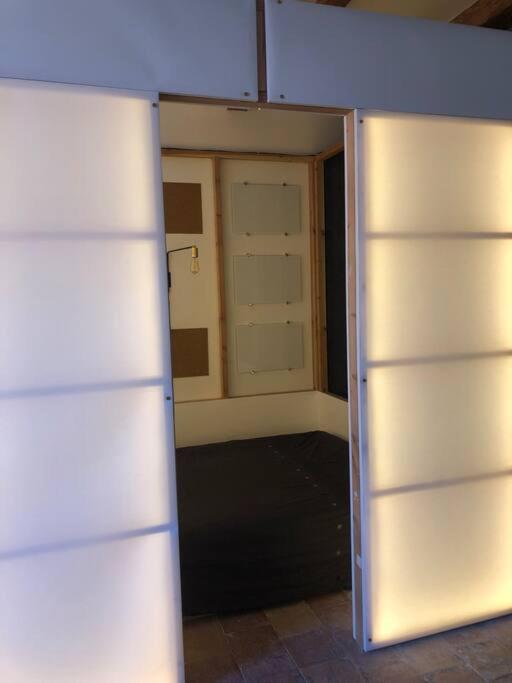 Heart Of Marseille, Loft Atypical & Spacious , Perfect For Couple And Couple With 1 Small Kid, Perfect For 2 Friends 외부 사진